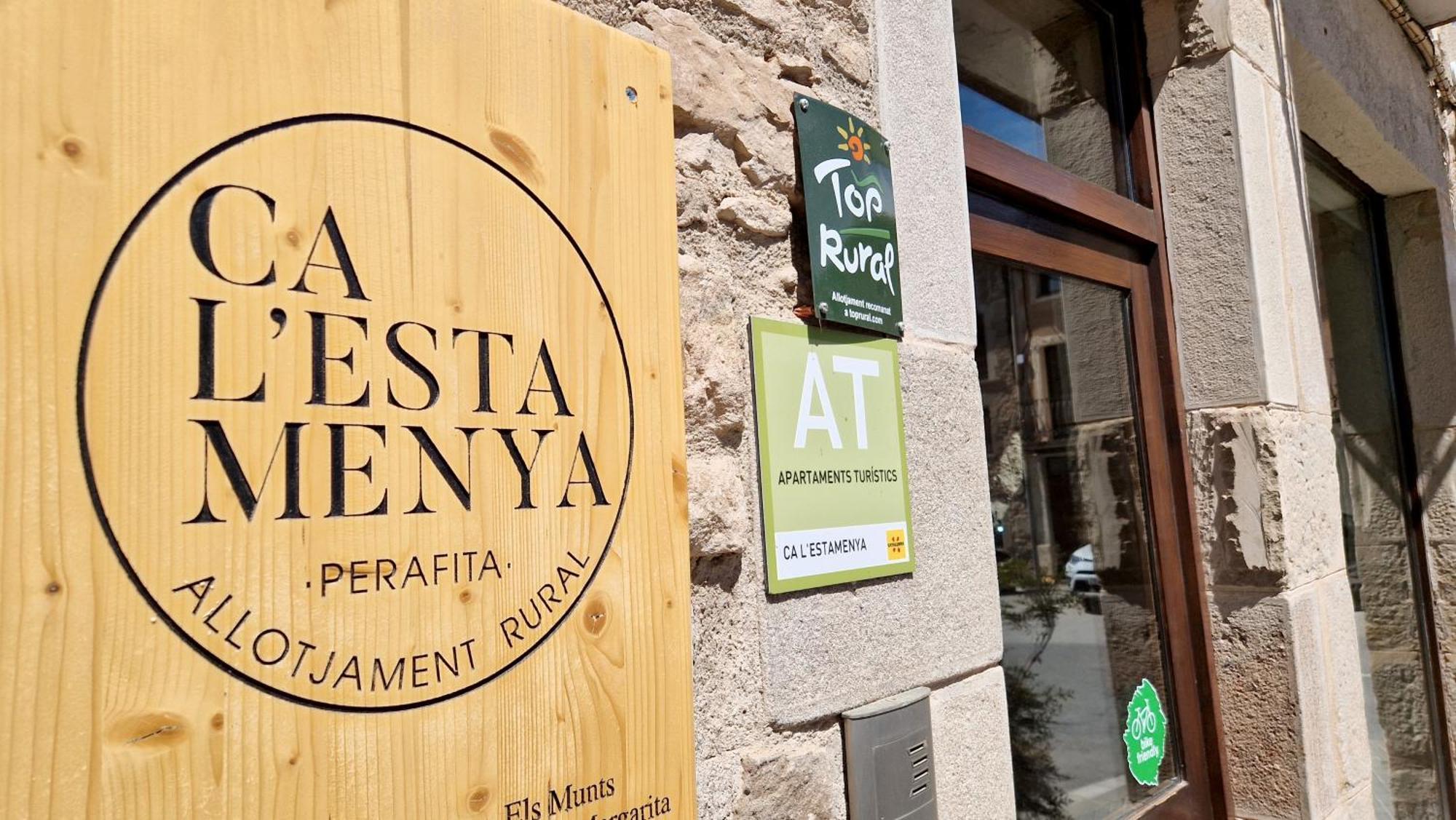 Гостевой дом Ca L'Estamenya Perafita Экстерьер фото